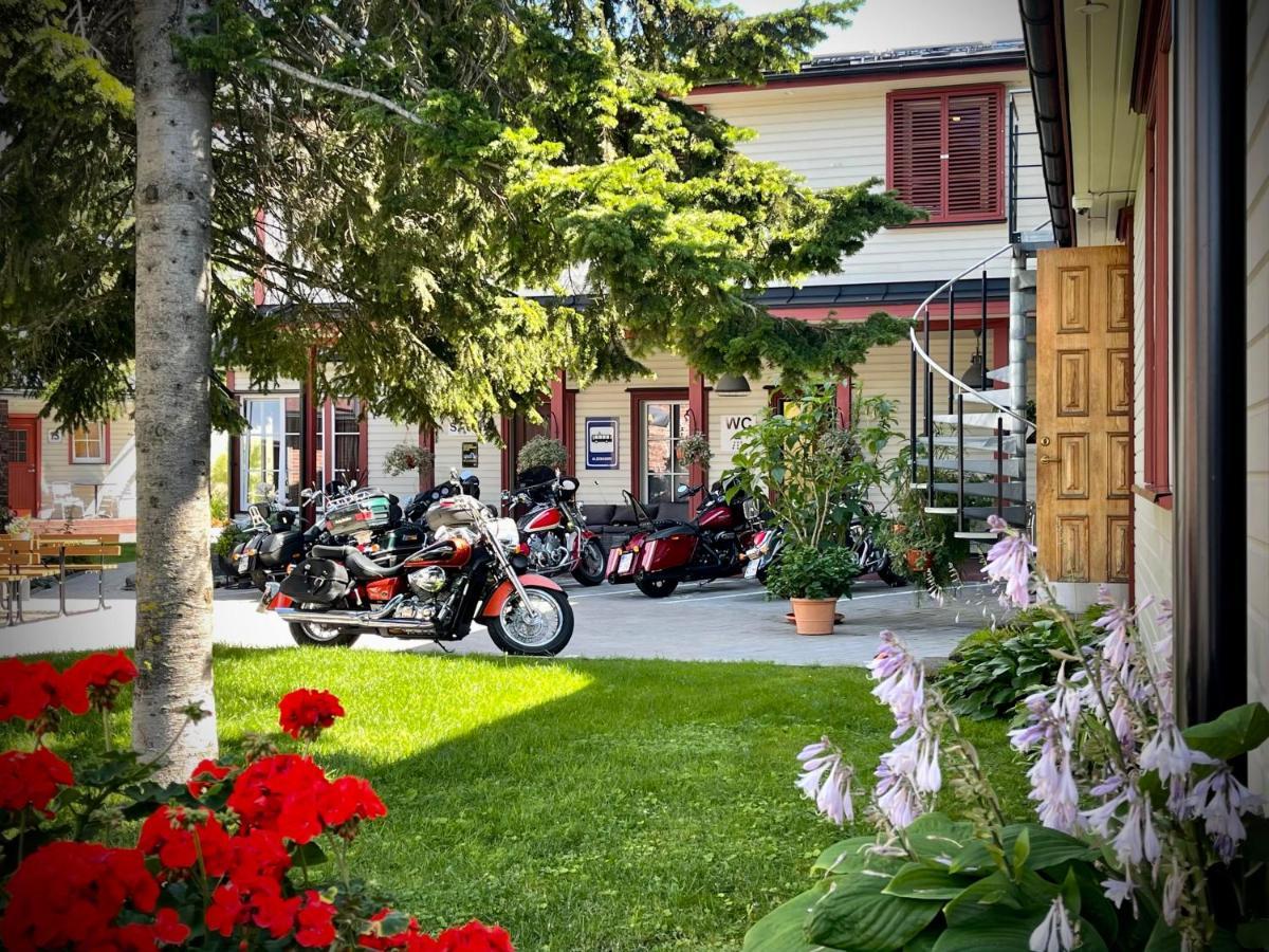 Aleksandri Guesthouse 페르누 외부 사진