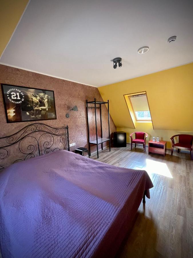 Aleksandri Guesthouse 페르누 외부 사진