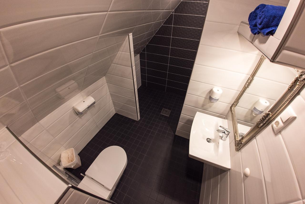 Aleksandri Guesthouse 페르누 외부 사진