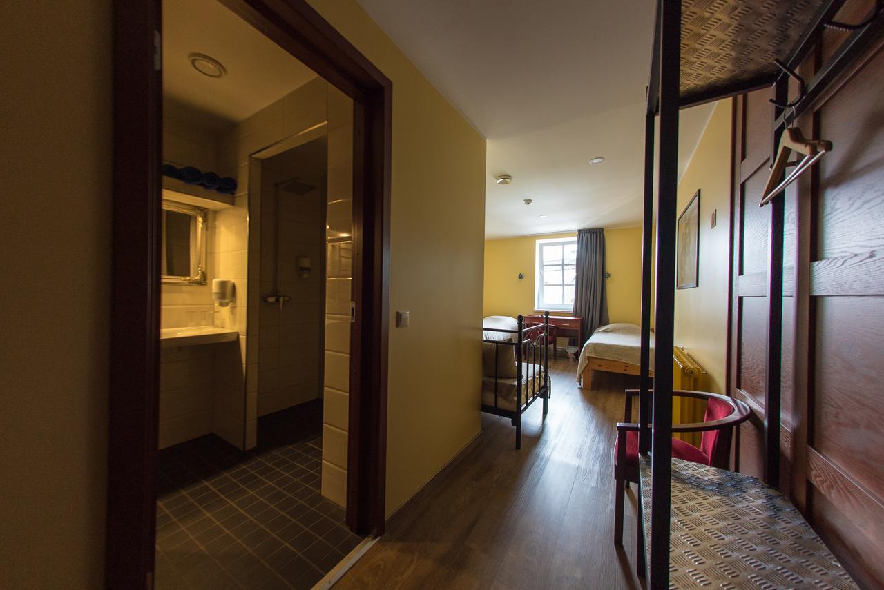 Aleksandri Guesthouse 페르누 외부 사진